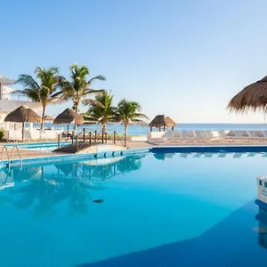 **** Apartahotel Brisas Beachfront Penthouses México
